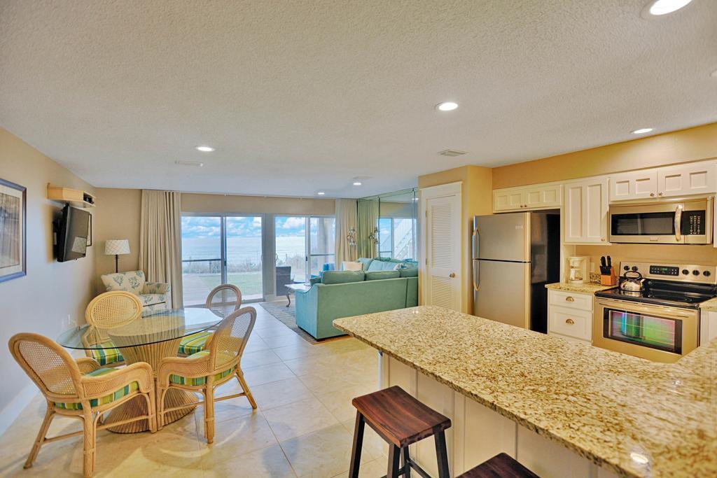 Blue Tide By Panhandle Getaways Panama City Beach Room photo